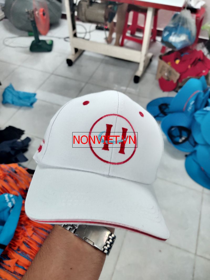 May nón kết theo yêu cầu